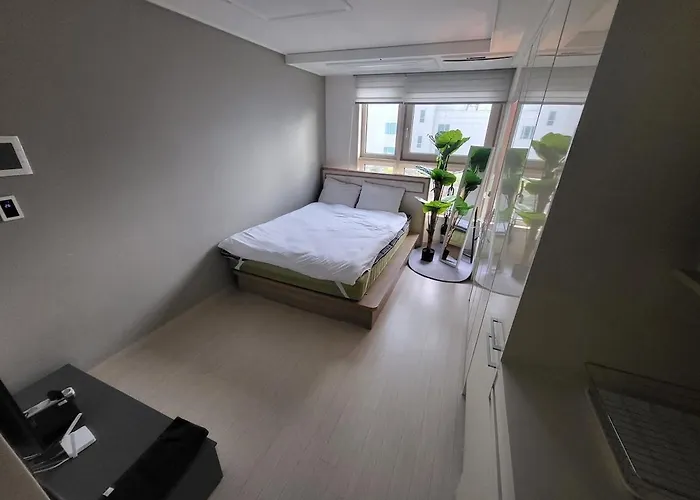 Appartement 1-2911 #subwayline9 #sinnonhyeonstation #1minwalk #gangnamstation #high-rise View #cookingavailable #primelocation