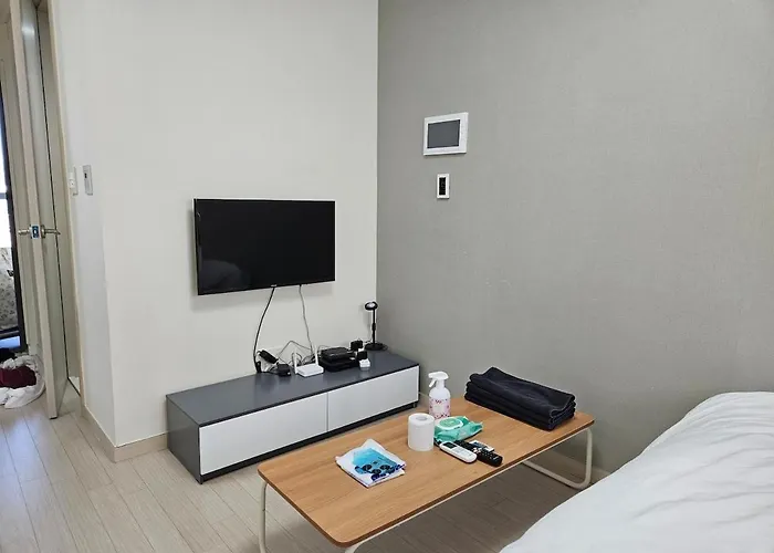 1-2911 #subwayline9 #sinnonhyeonstation #1minwalk #gangnamstation #high-rise View #cookingavailable #primelocation Appartement Séoul